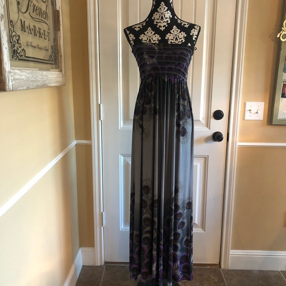 Forever 21 Dresses & Skirts - Gray maxi dress with peacock colors, large